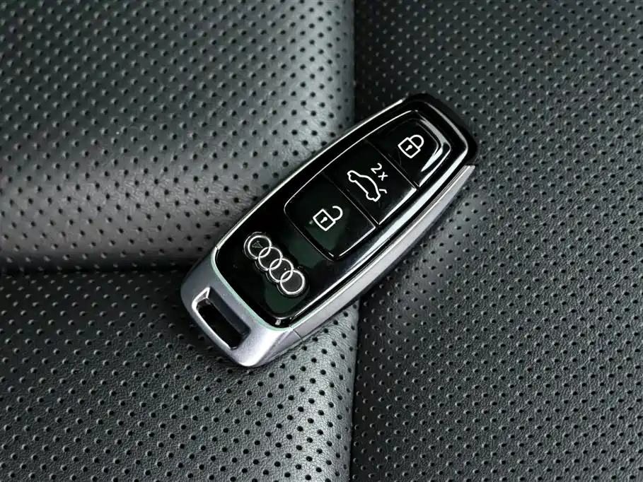 Audi A8 2019 A8L 55 TFSI quattro Premium фото 38