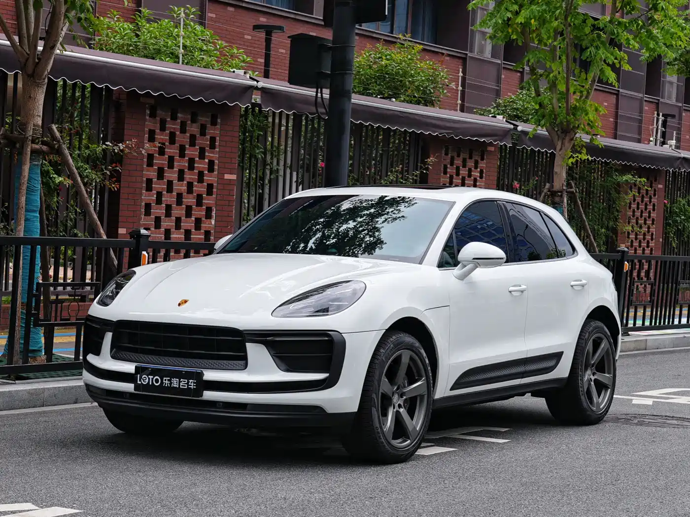 2026 Porsche Macan