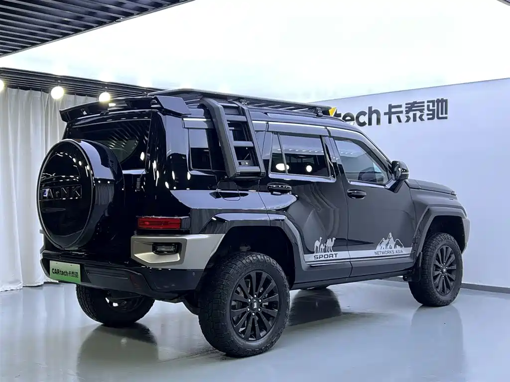 TANK TANK 700 NEW ENERGY