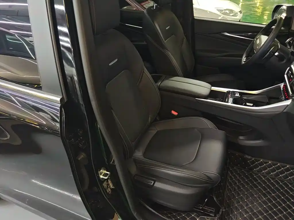 Maxus Maxus G50 2024 2023 Model PLUS 1.5T Happiness Recommended Auto Cruise Edition