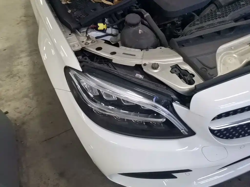 MERCEDES-BENZ CLASS C