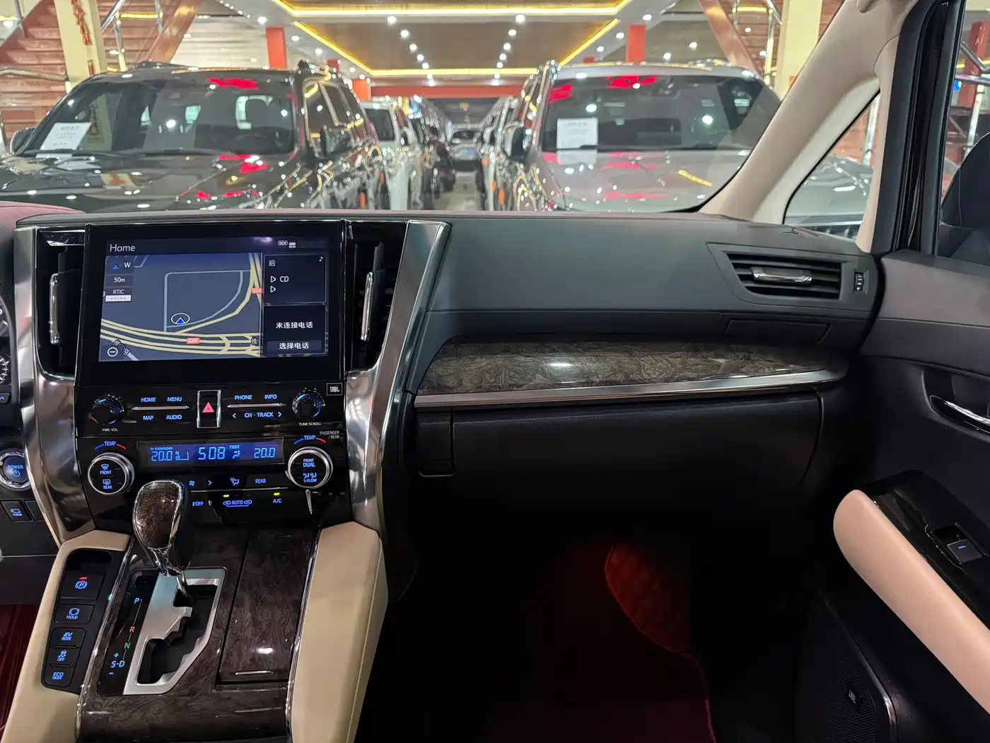 Toyota Vellfire 2021 Crown Hybrid 2.5L HV Premium Edition фото 8