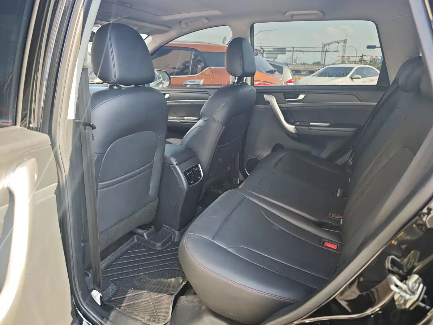 Haval M6 2019 1.5T DCT 2WD Value Edition (China VI) фото 8