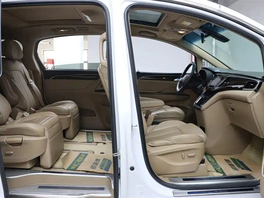 Buick GL8 2018 ES 28T Luxury Type China VI фото 17