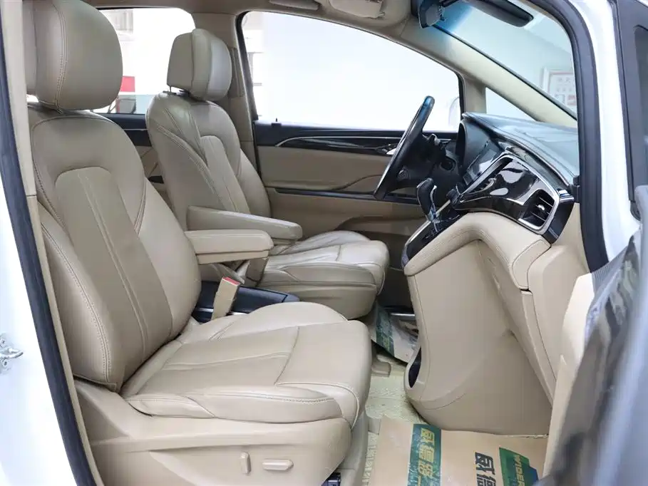 Buick GL8 2018 ES 28T Luxury Type China VI фото 16