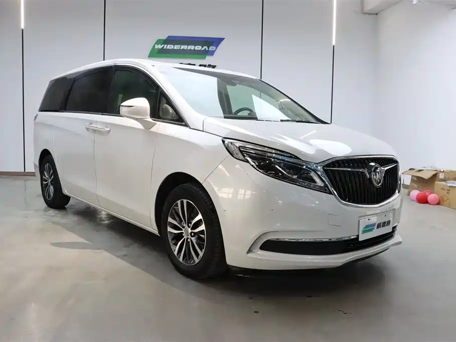 Buick GL8 2018 ES 28T Luxury Type China VI фото 4