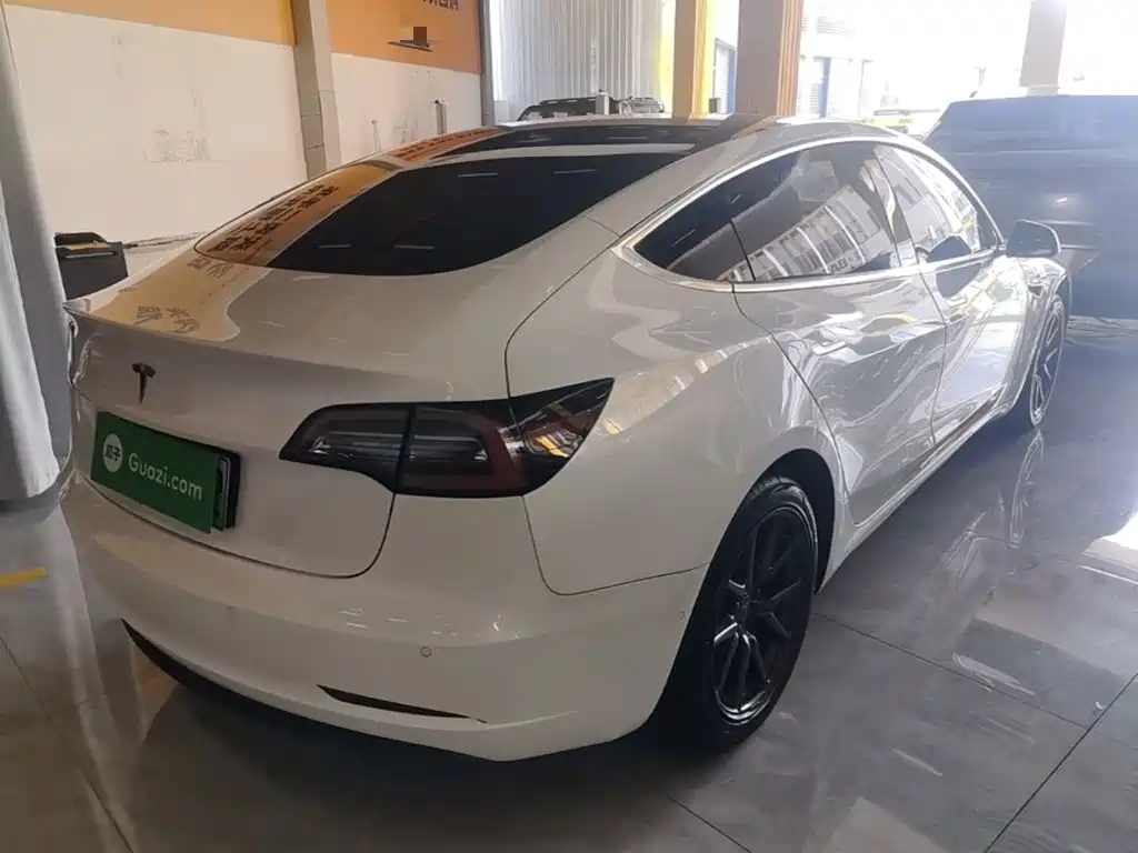 Tesla Model 3 2020 2020 Facelift Standard Range RWD Upgrade