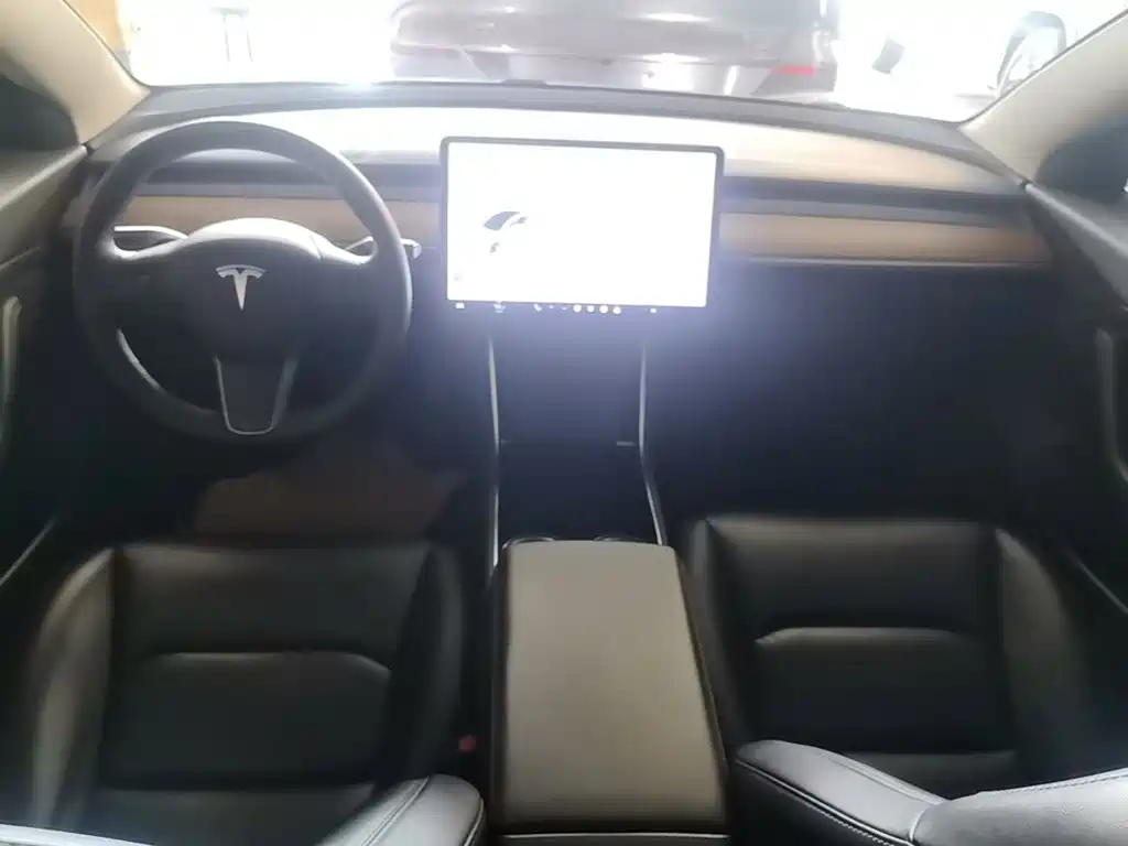 Tesla Model 3 2020 2020 Facelift Standard Range RWD Upgrade