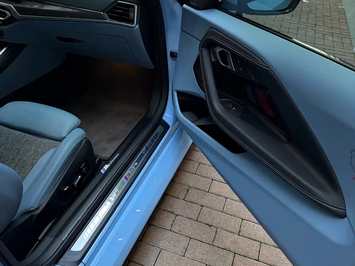 BMW M2 2024 M2 фото 11