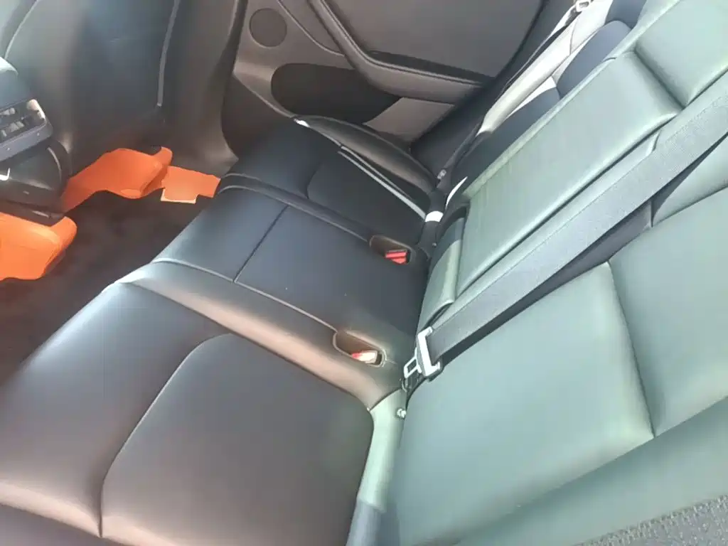 Фото 17 - Tesla Model Y