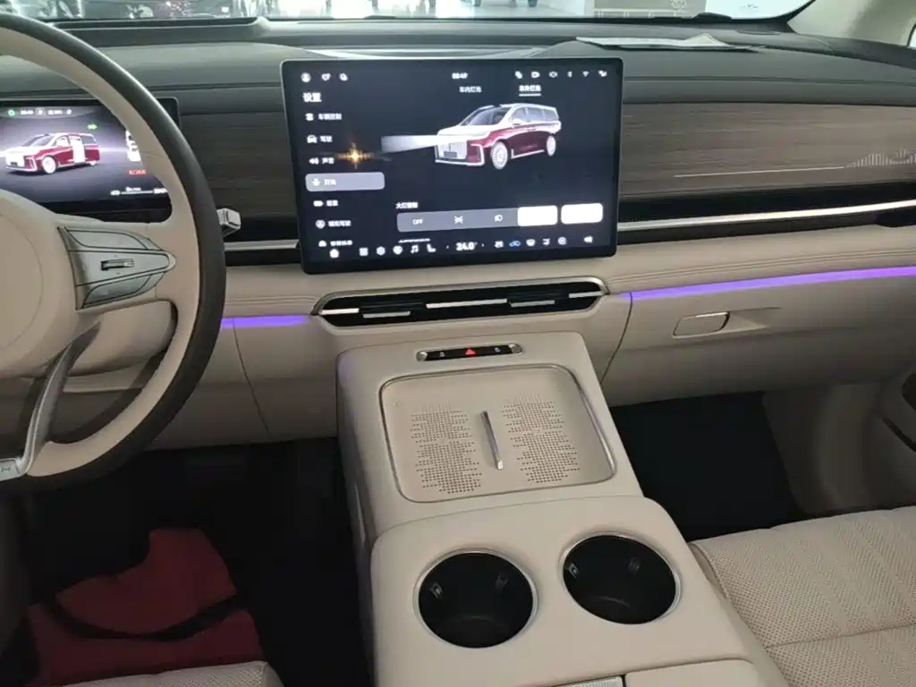 Voyah Voyah Dreamer 2026 2025 Model PHEV Basic Version