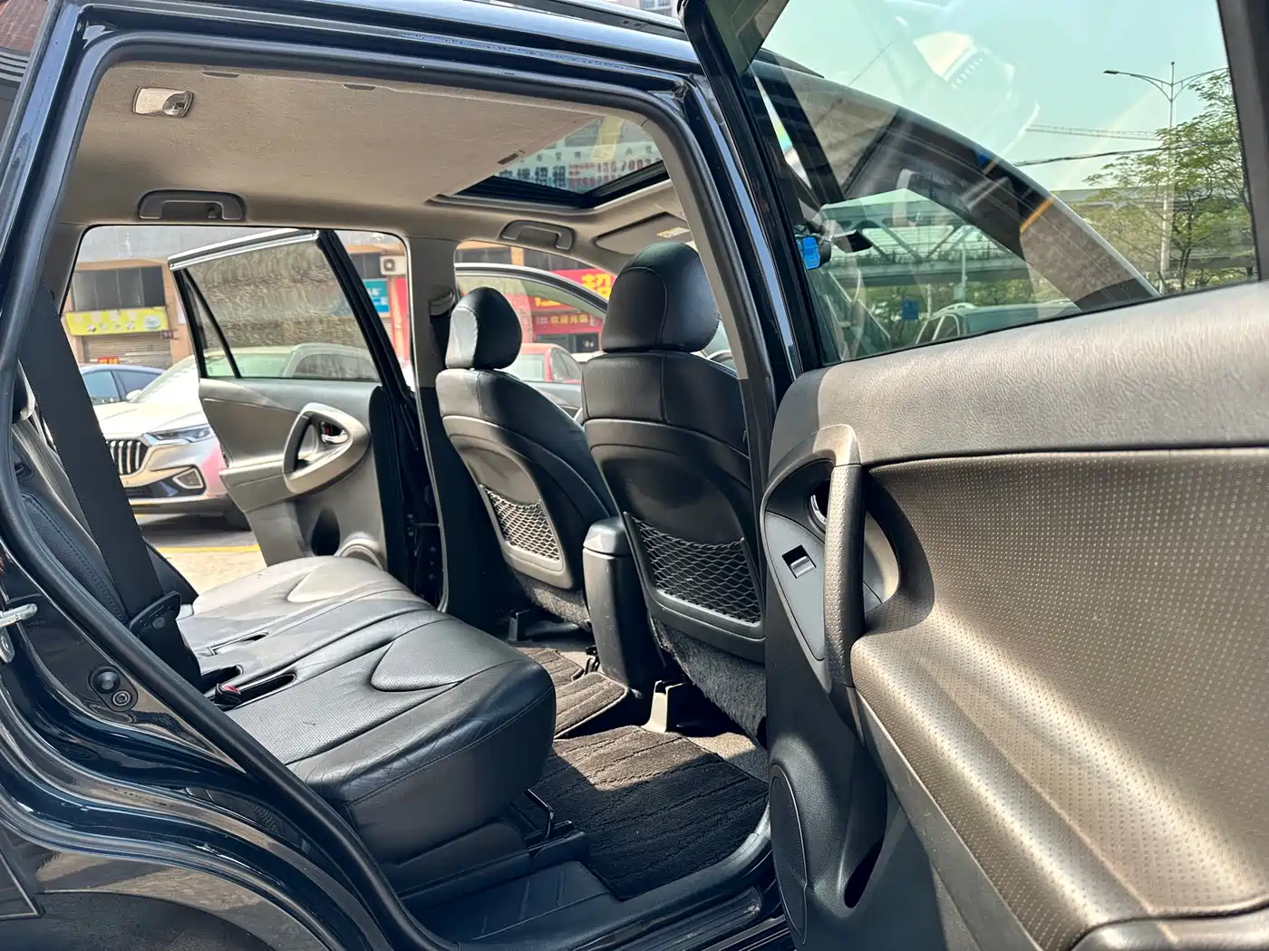 Toyota RAV4 Rongfang 2011 2.4L Automatic 4WD Luxury Edition фото 9