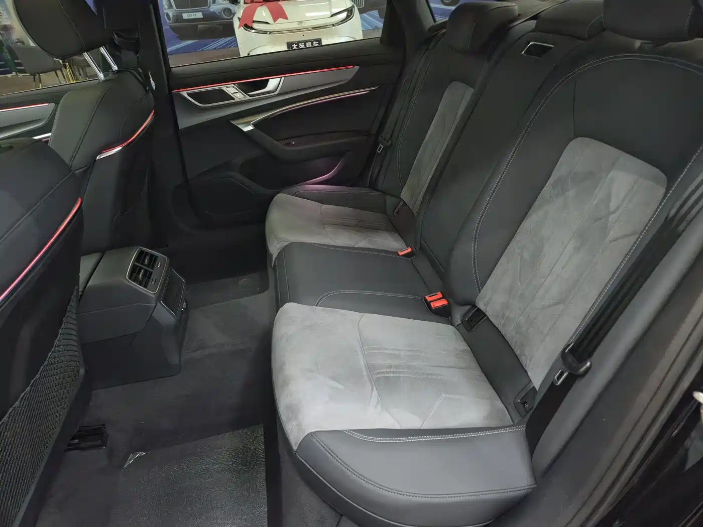 Audi A6L 2024 40 TFSI Luxury Dynamic фото 14