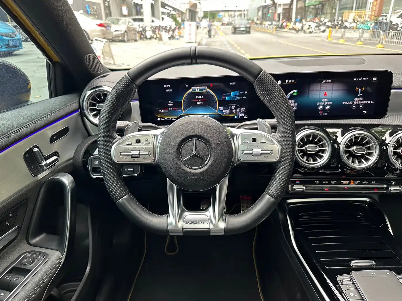 Mercedes-Benz A-Class AMG (Import) 2023 AMG A 35 4MATIC Sun Edition фото 10