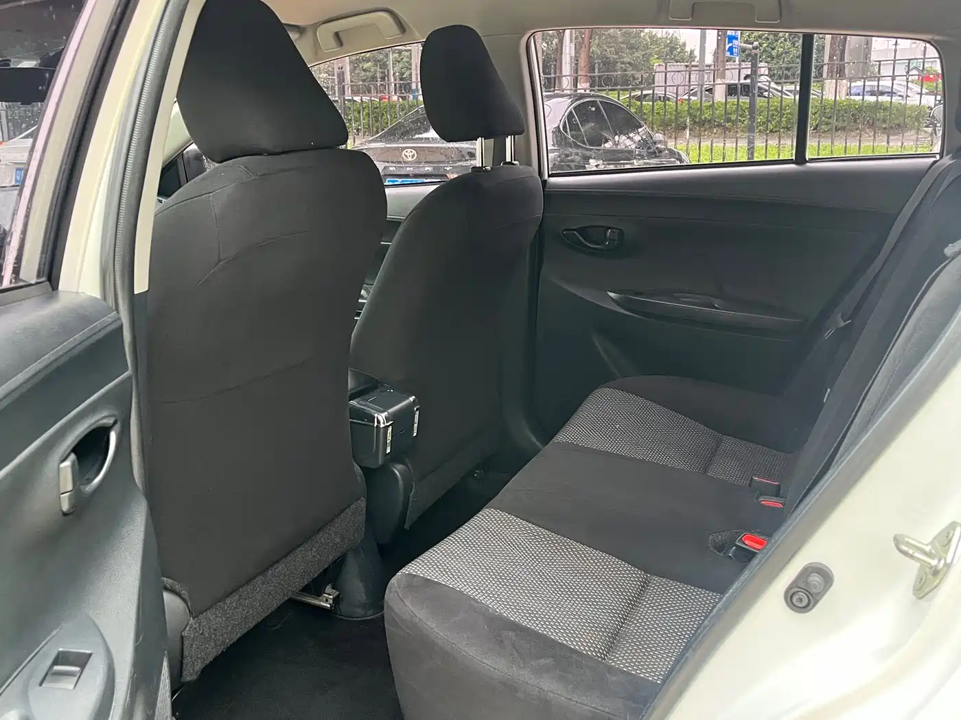 Toyota Vios FS 2017 1.5L CVT Fengchi Edition фото 10