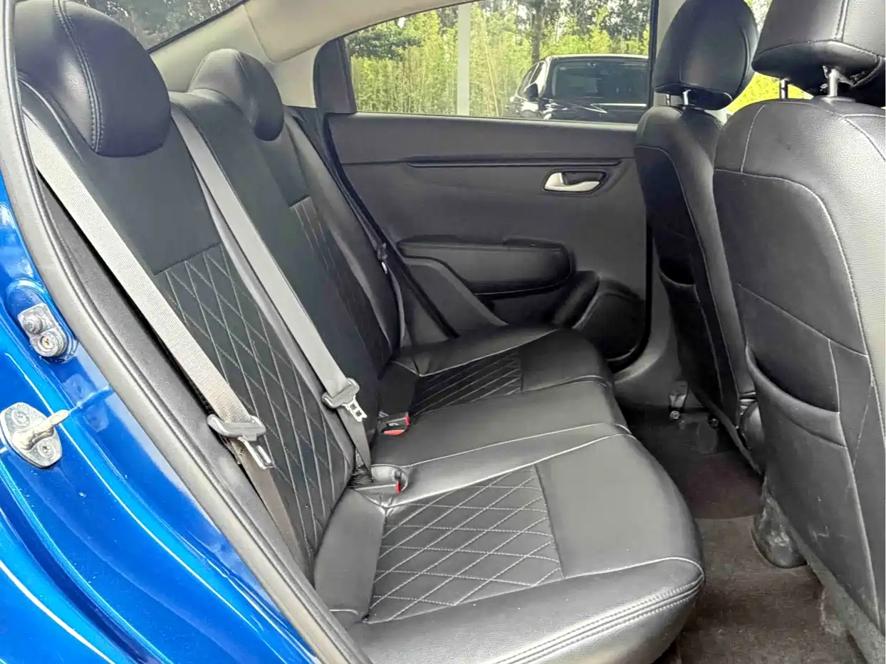 Kia K2 2017 2017 Sedan 1.4L AT GLS