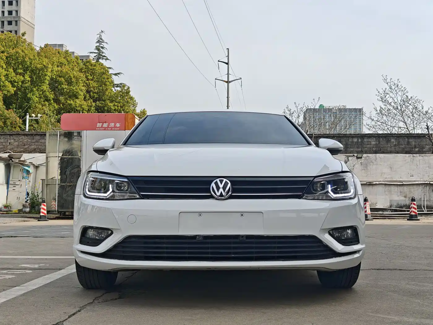 Volkswagen Lamando 2015 230TSI DSG Style фото 2