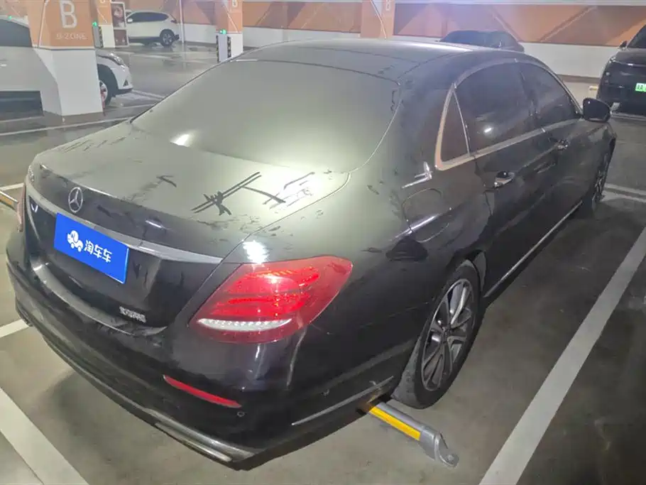 MERCEDES-BENZ E CLASS
