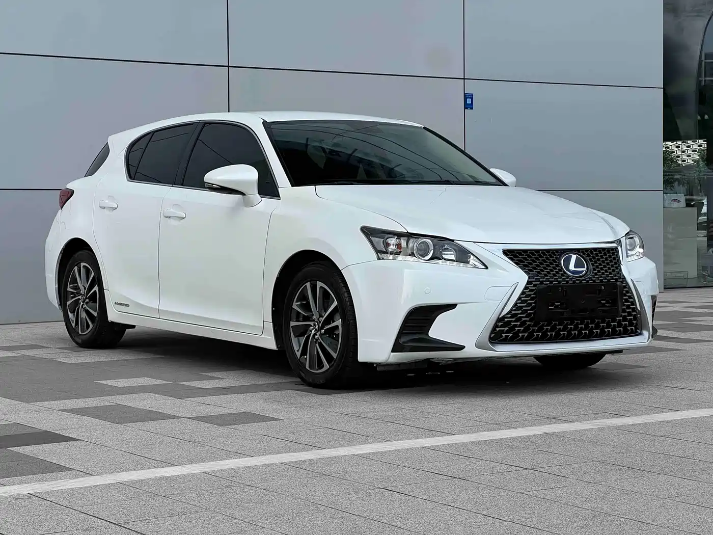 Lexus CT 2020 2017 CT200h Elite Edition Monochrome China V