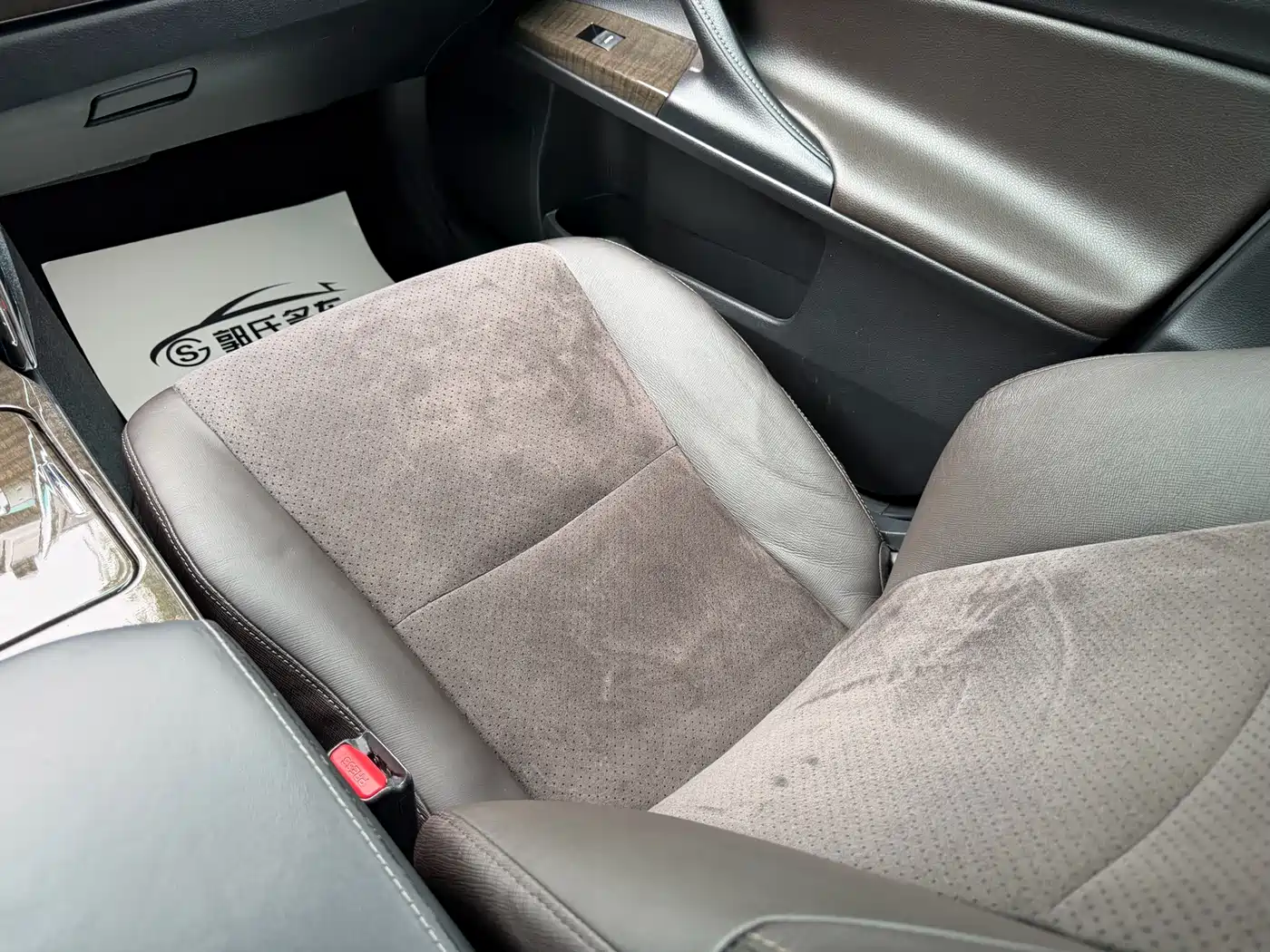 Toyota Reiz 2015 2013 2.5V Premium Edition