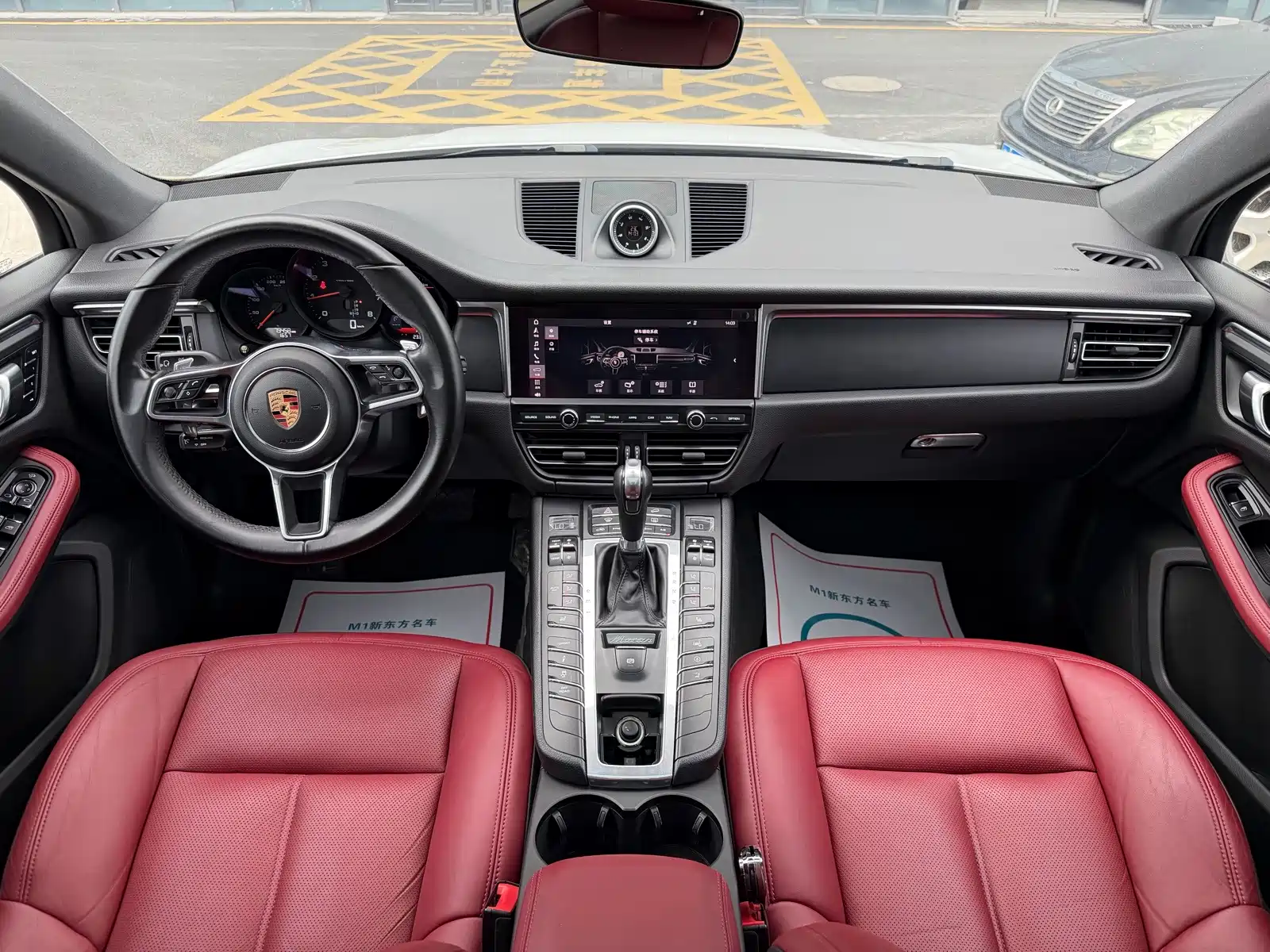 Фото 8 - Porsche Macan