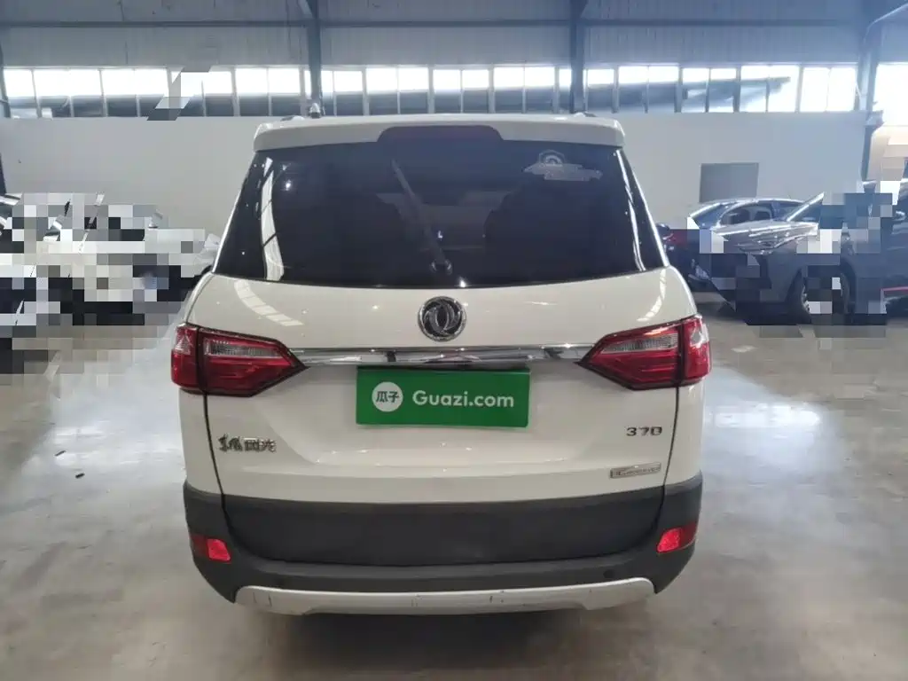 Dongfeng Fengguang Fengguang 370 2017 2016 1.5L Manual Luxury SFG15-05 7-Seat