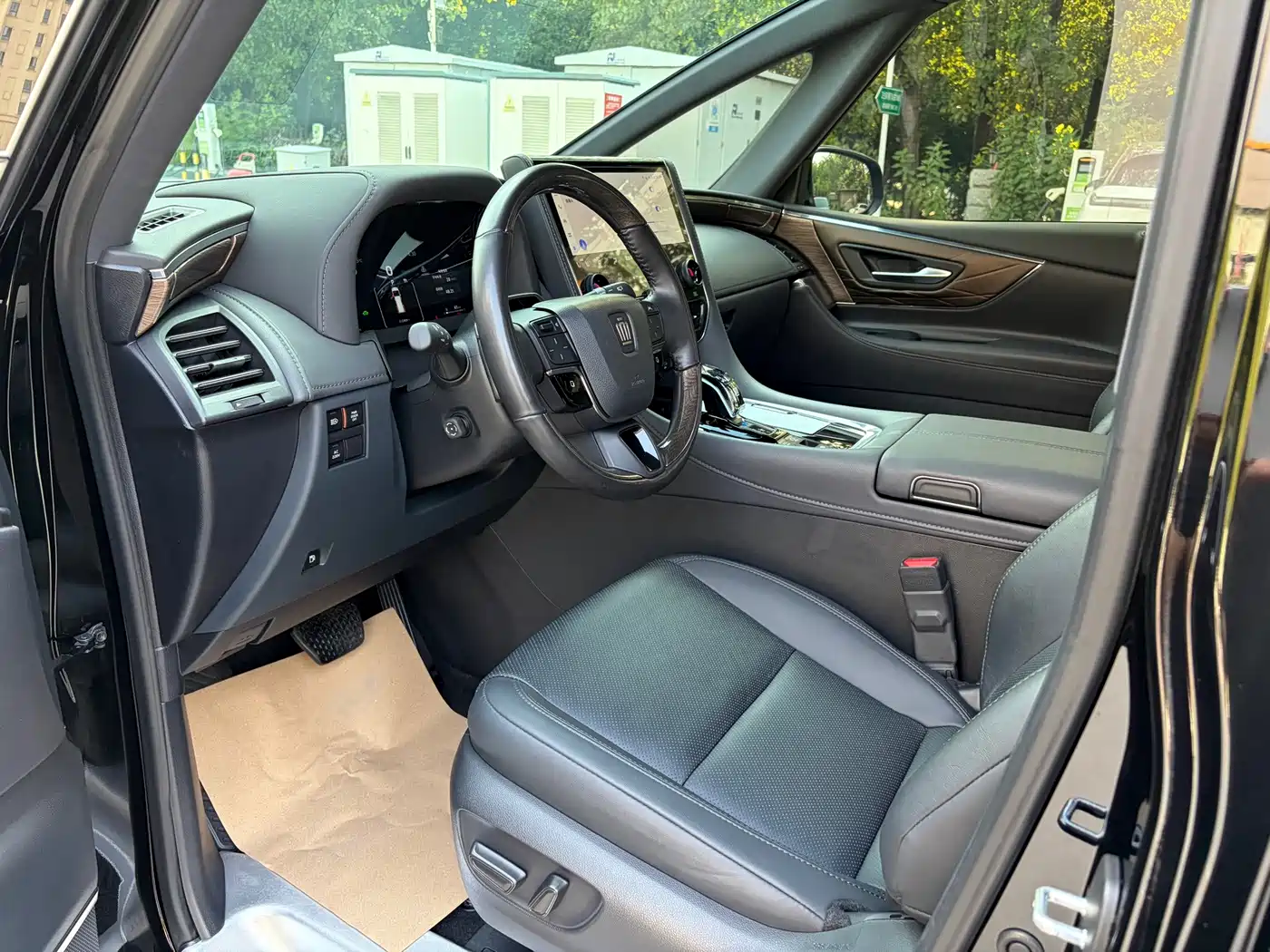 Toyota Vellfire 2025 2024 Crown Hybrid 2.5L Executive Premium Edition