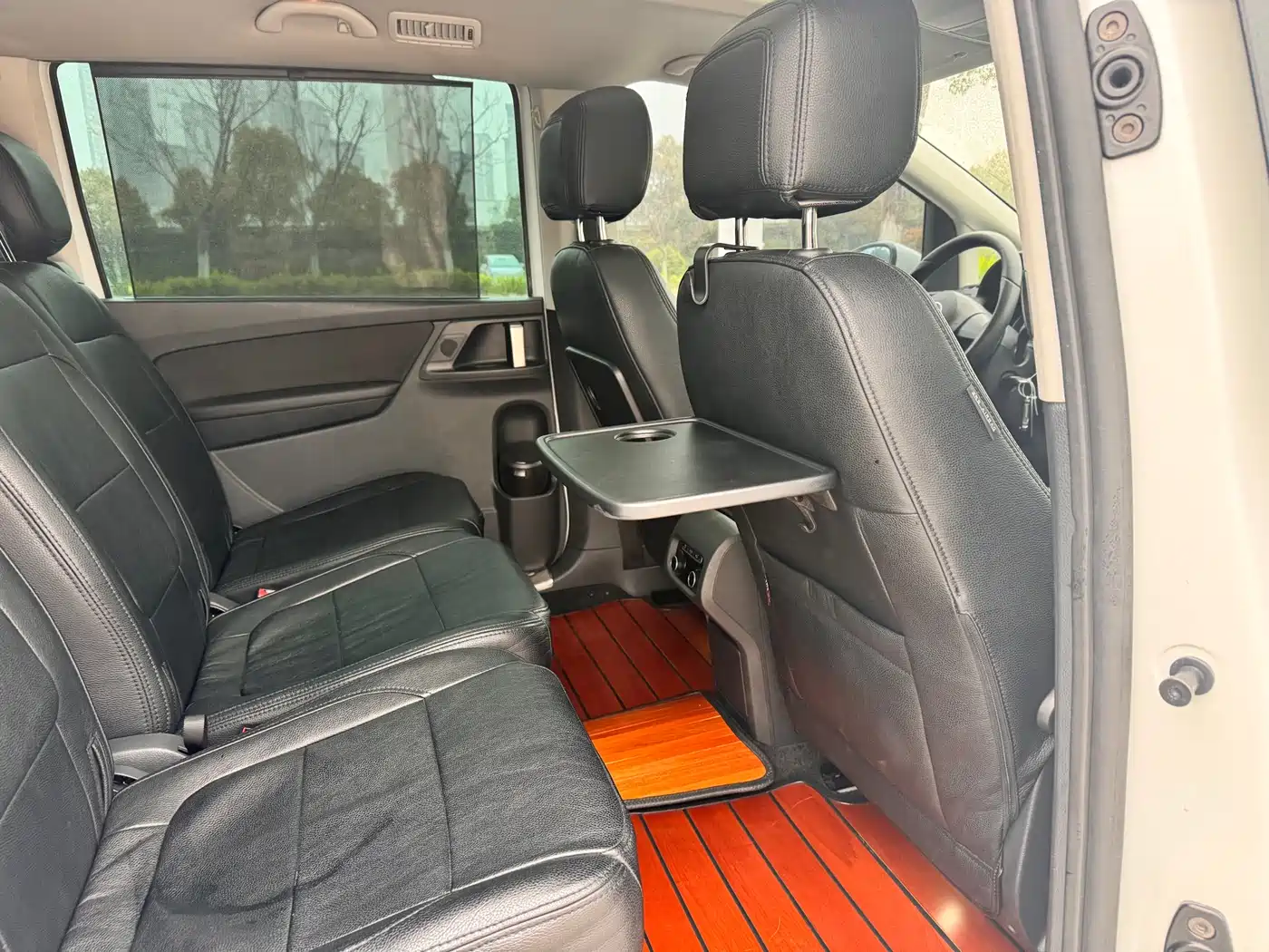 Volkswagen Sharan 2015 1.8TSI Comfort фото 14
