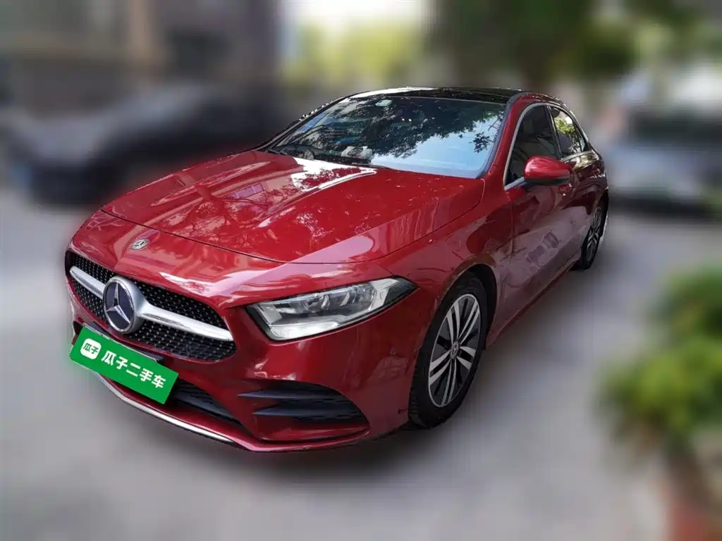 Mercedes-Benz A-Class 2019 A 180 L Sport Sedan фото 2