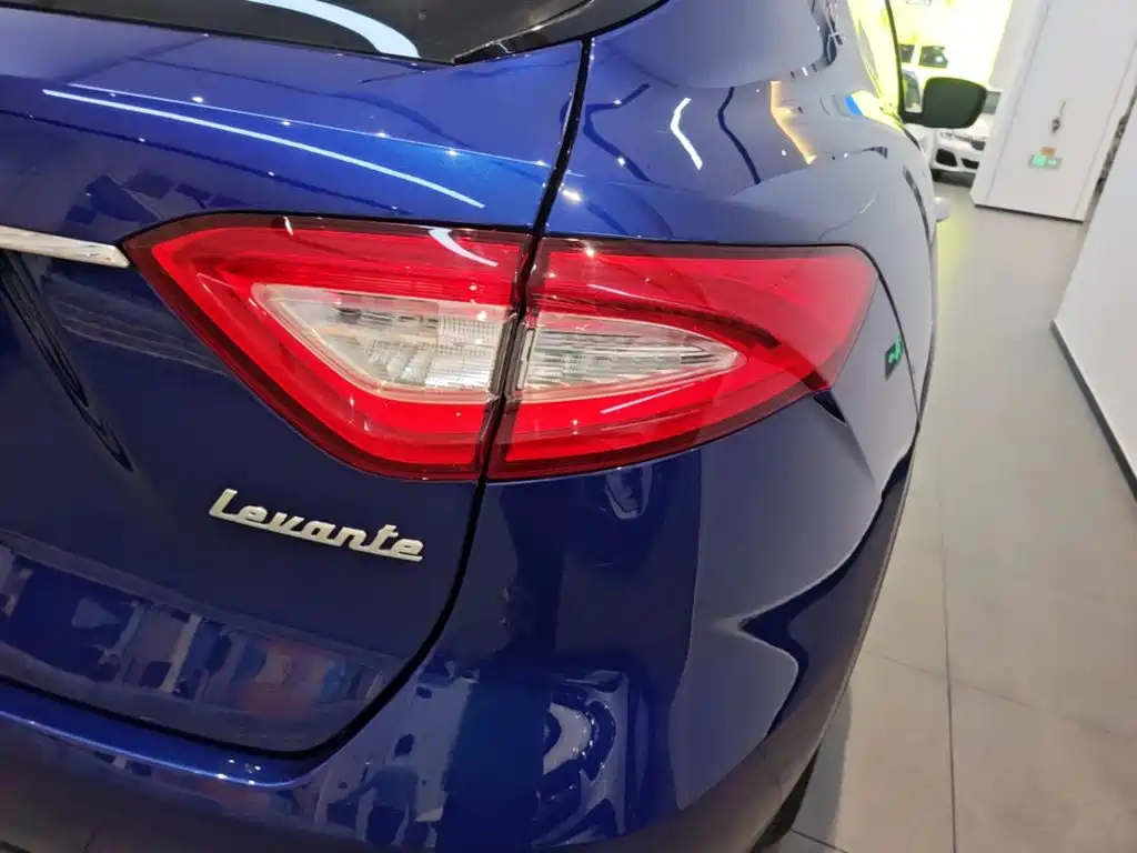 صورة 8 - Maserati Levante