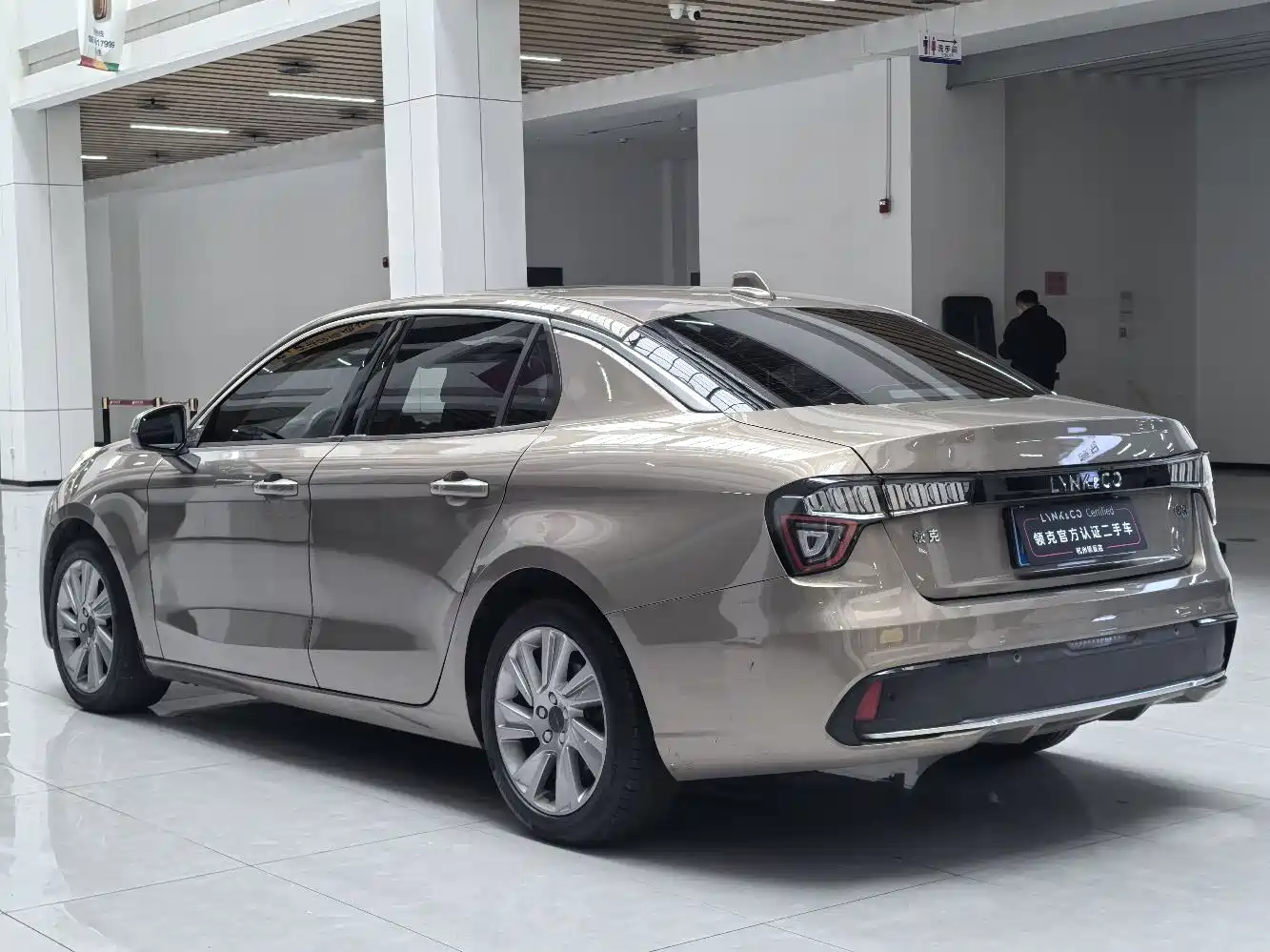 Lynk & Co 03 2018 1.5TD DCT Standard (China V) фото 14