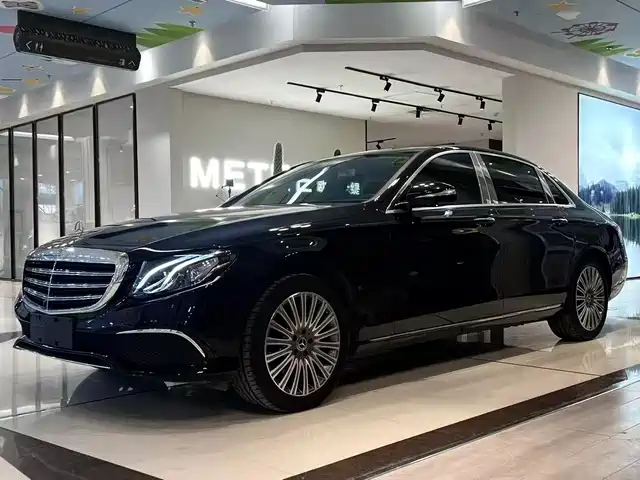MERCEDES-BENZ E CLASS