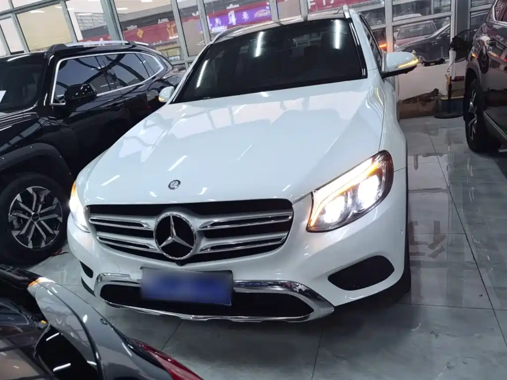 Mercedes-Benz GLC 2016 GLC 300 4MATIC Dynamic фото 3