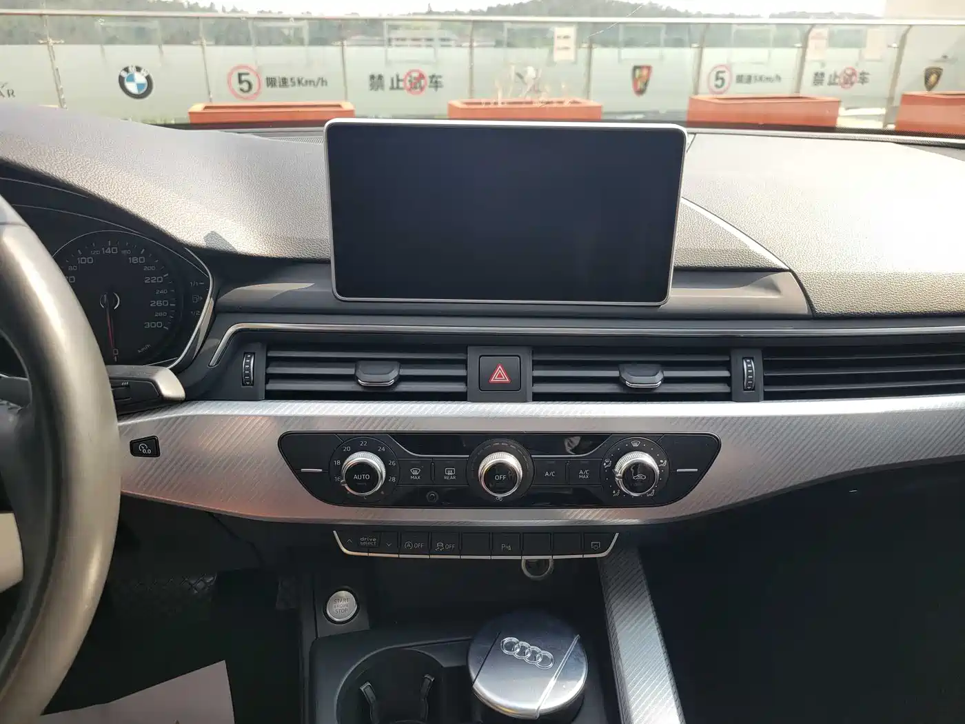 Audi A4L 2017 Plus 40 TFSI Fashion фото 14
