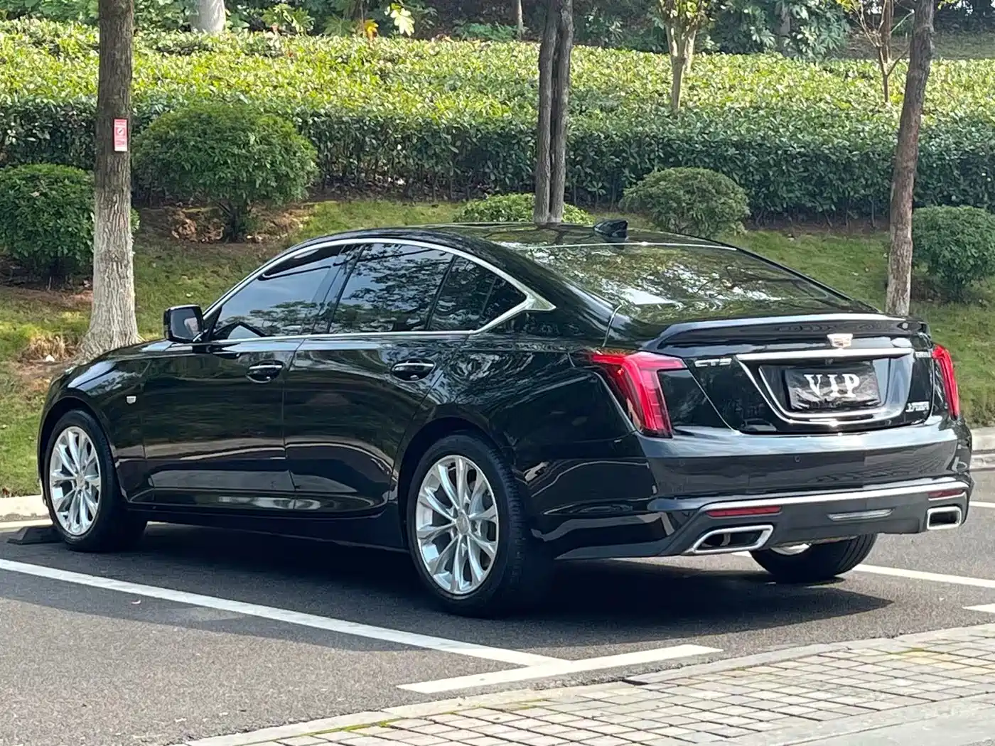 CADILLAC CT5