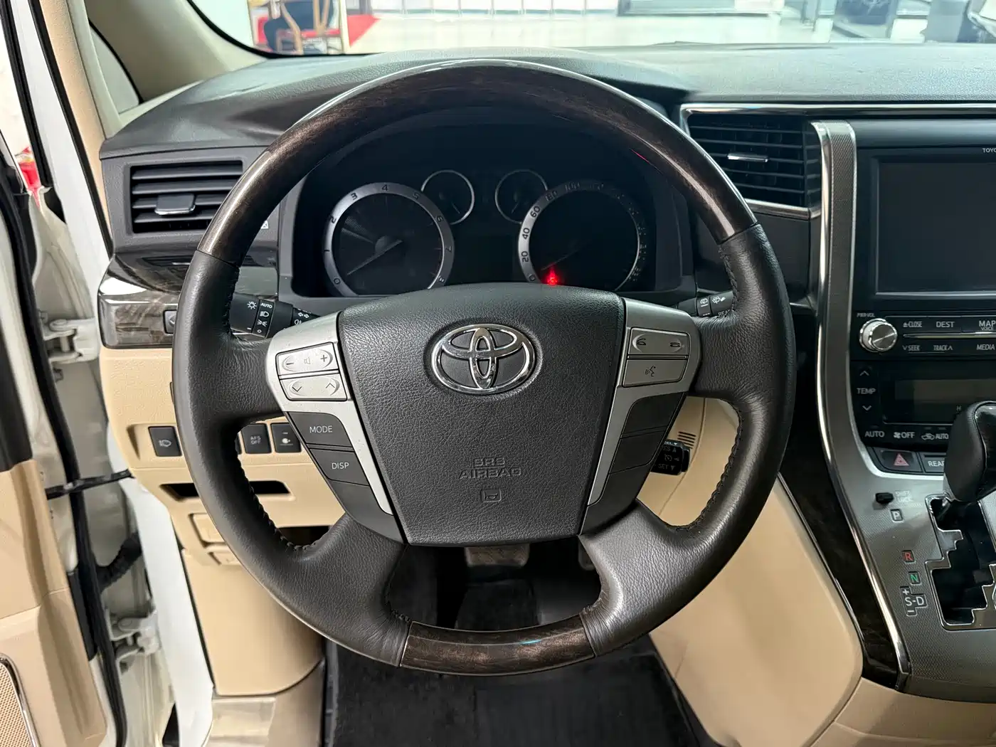 Toyota Alphard 2012 3.5L Luxury Edition фото 5