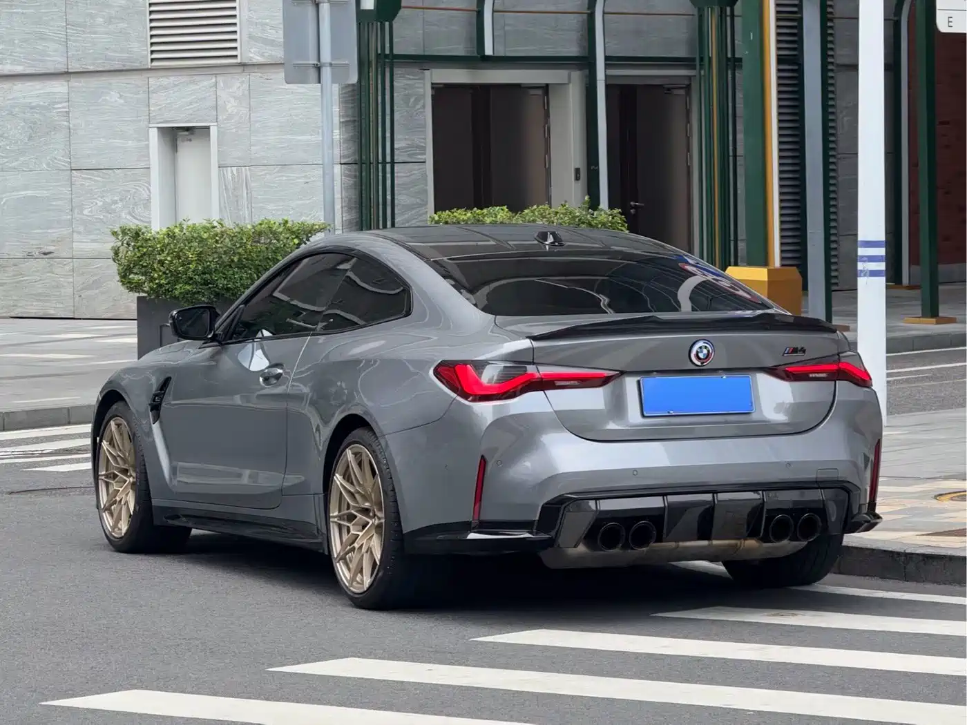 BMW M4