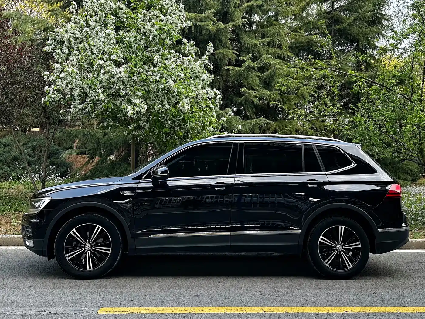 Volkswagen Tiguan L 2020 330TSI Auto 2WD Panorama Comfort China VI фото 3