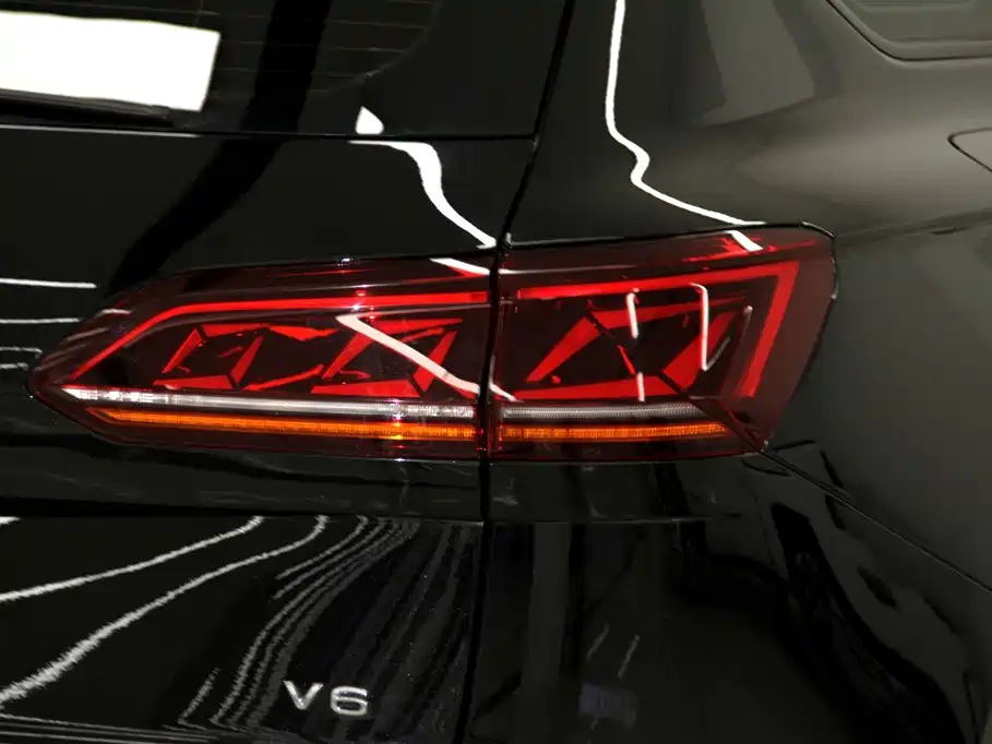 Volkswagen Touareg 2023 2022 3.0TSI Rui Xiang Edition Gloss Black Sport Package