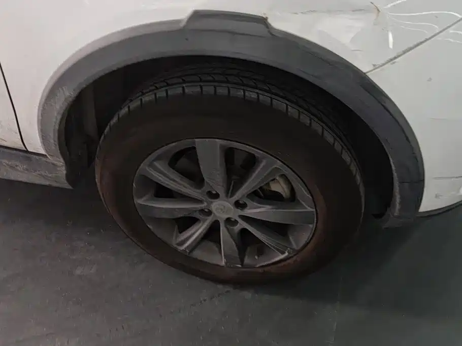 BYD Yuan New Energy 2019 2019 EV360 Smart Connected Premium Type