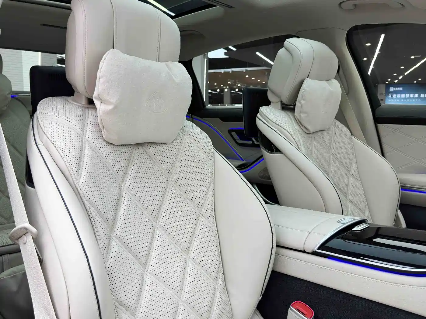 Mercedes-Benz Maybach S-Class 2025 Model S 480 4MATIC фото 13