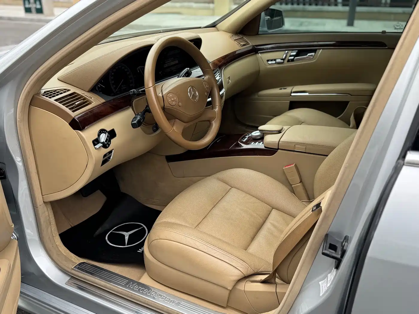 Mercedes-Benz S-Class 2010 S 350 L Luxury фото 7