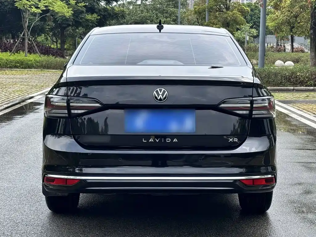 Фото 6 - Volkswagen Lavida