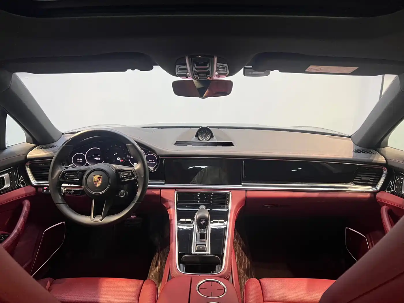 Porsche Panamera 2022 Panamera 4 Executive Long Wheelbase 2.9T фото 5