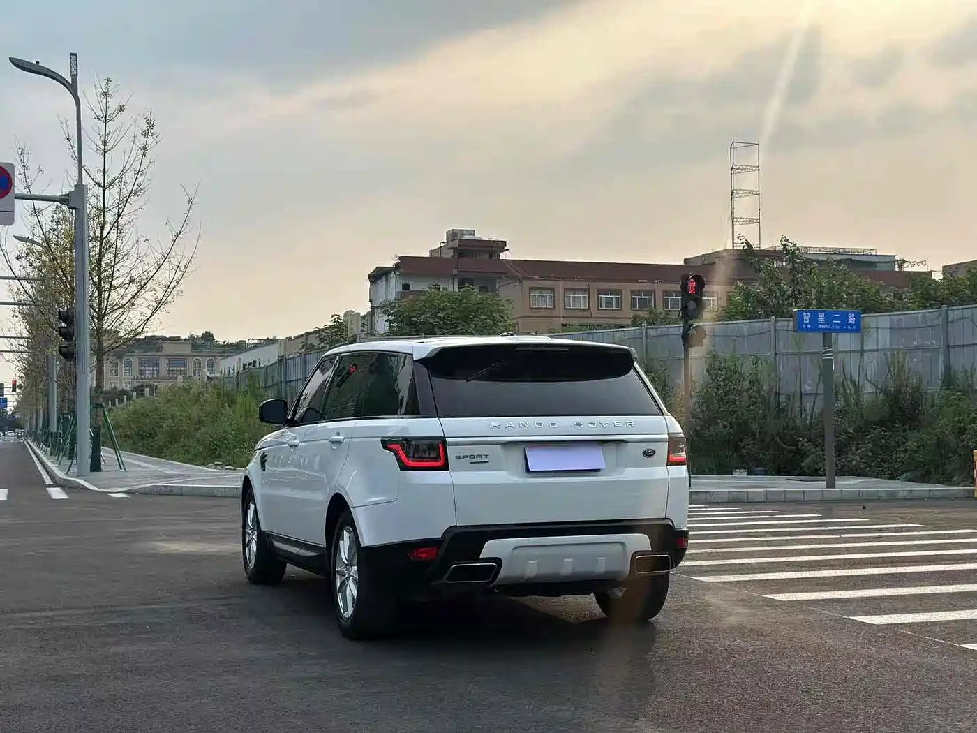 Land Rover Range Rover Sport фото 4