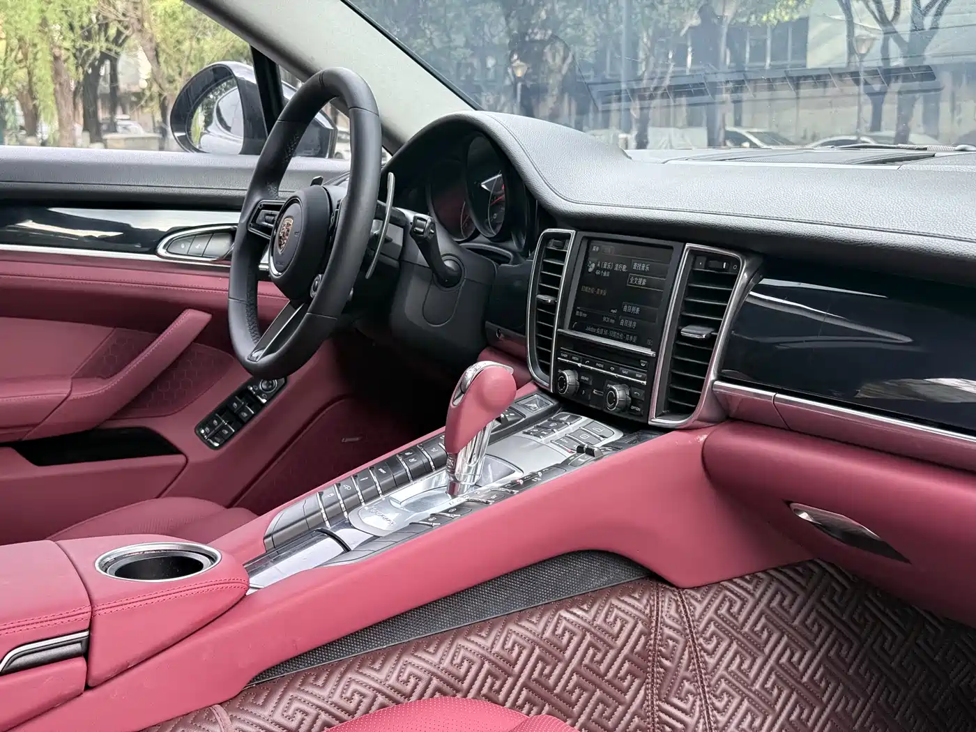 Porsche Panamera 2016 Panamera Executive Edition 3.0T фото 13