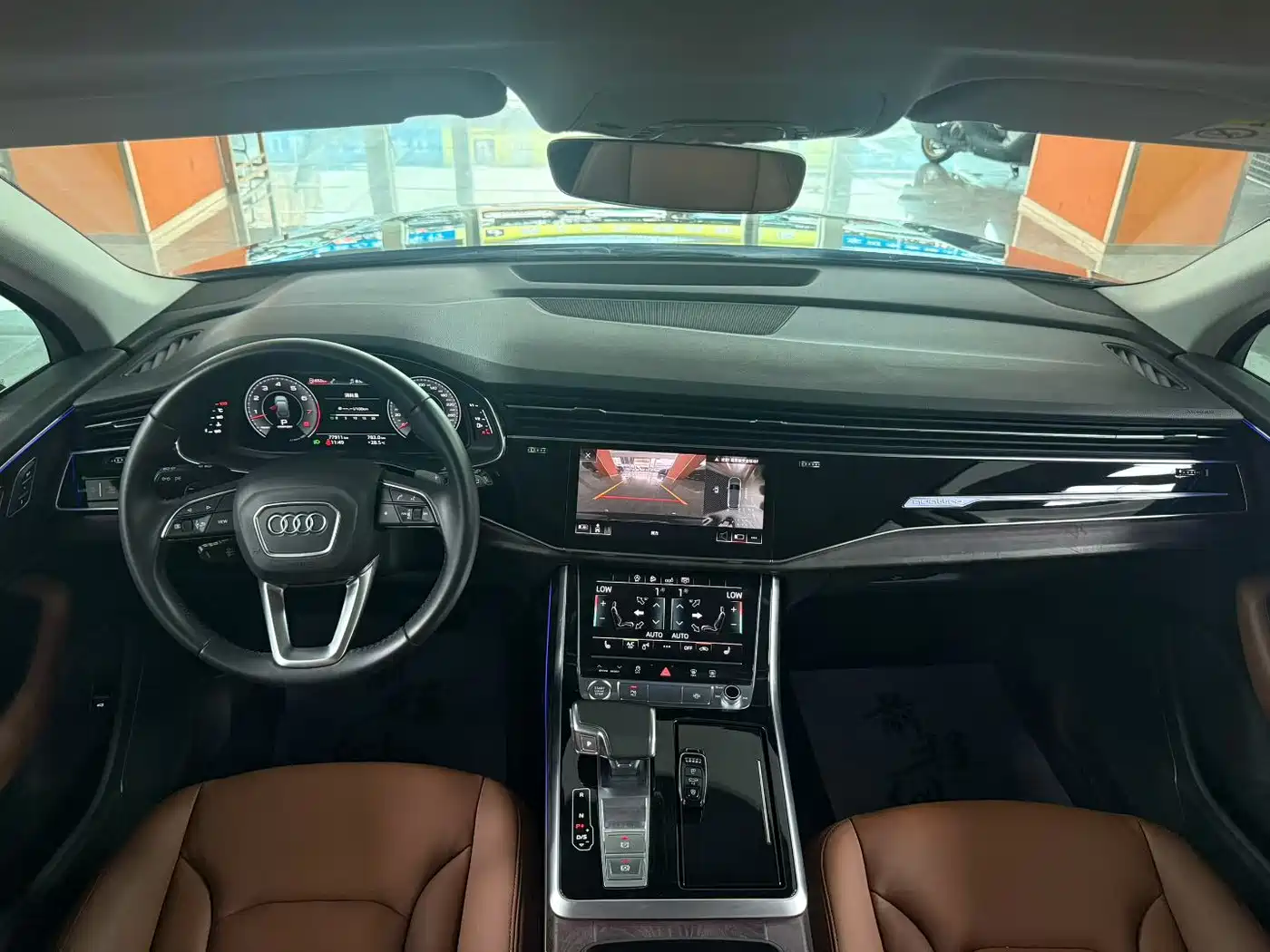 Фото 6 - Audi Q7
