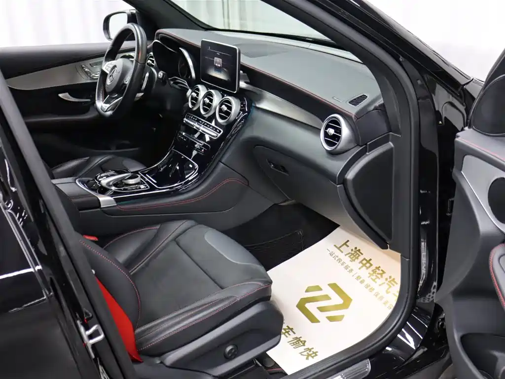 Mercedes-Benz GLC AMG 2017 AMG GLC 43 4MATIC фото 18