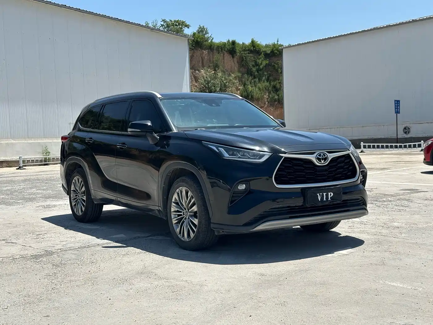 Фото 3 - Toyota Highlander