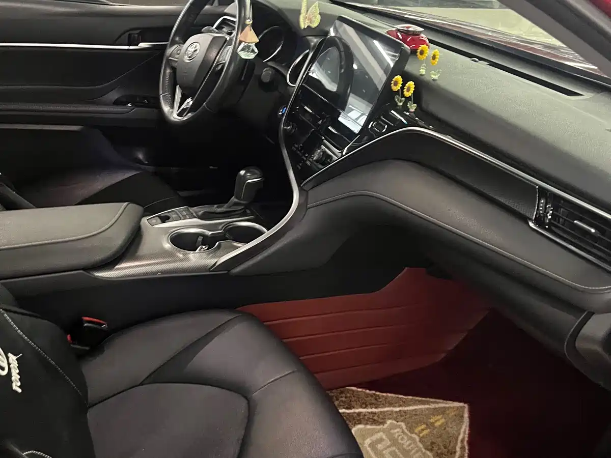 Toyota Camry 2021 2.0S Sporty Edition фото 13
